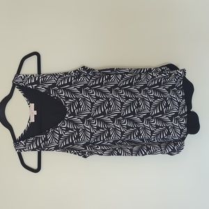 Loft black & white palm pattern scoop neck tank